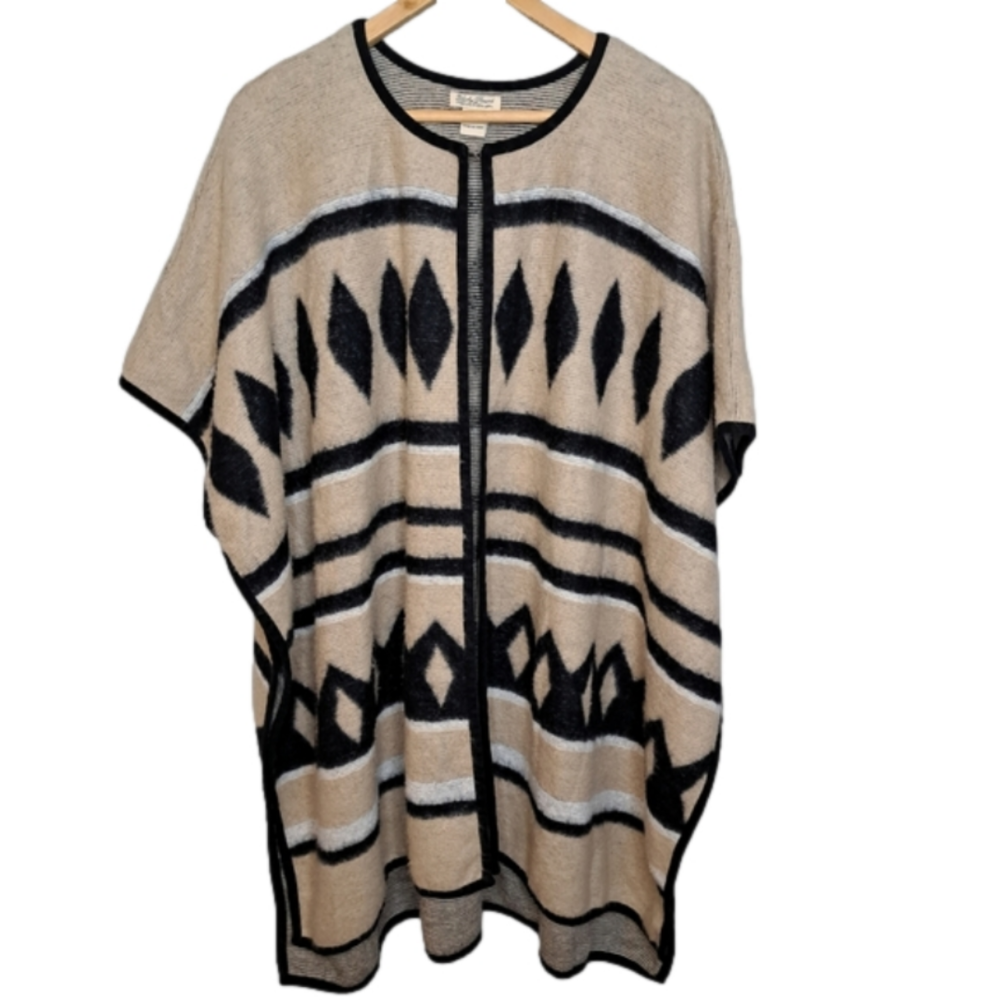 LUCKY BRAND || Long Line Poncho || One-Size || Hook & Eye || Side Snaps || GUC